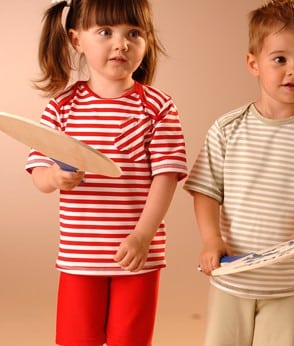 enfants-raquettes-plage