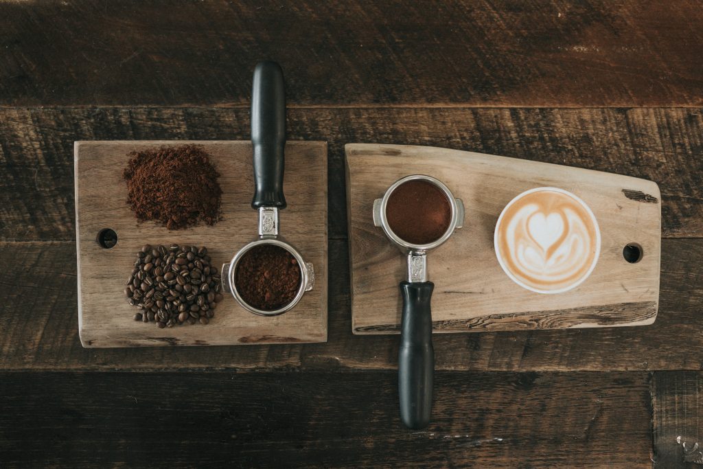 Café moulu pour une machine à café